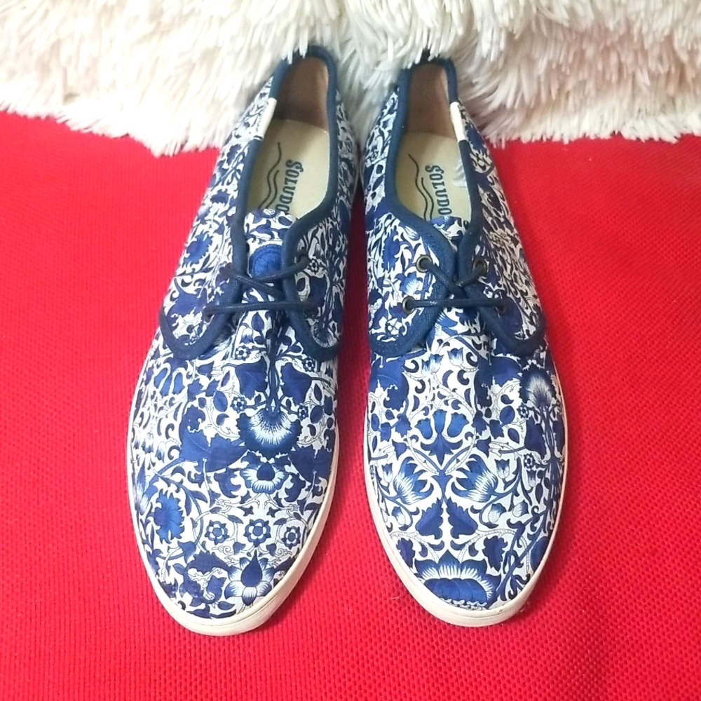 SOLUDOS SNEAKERS